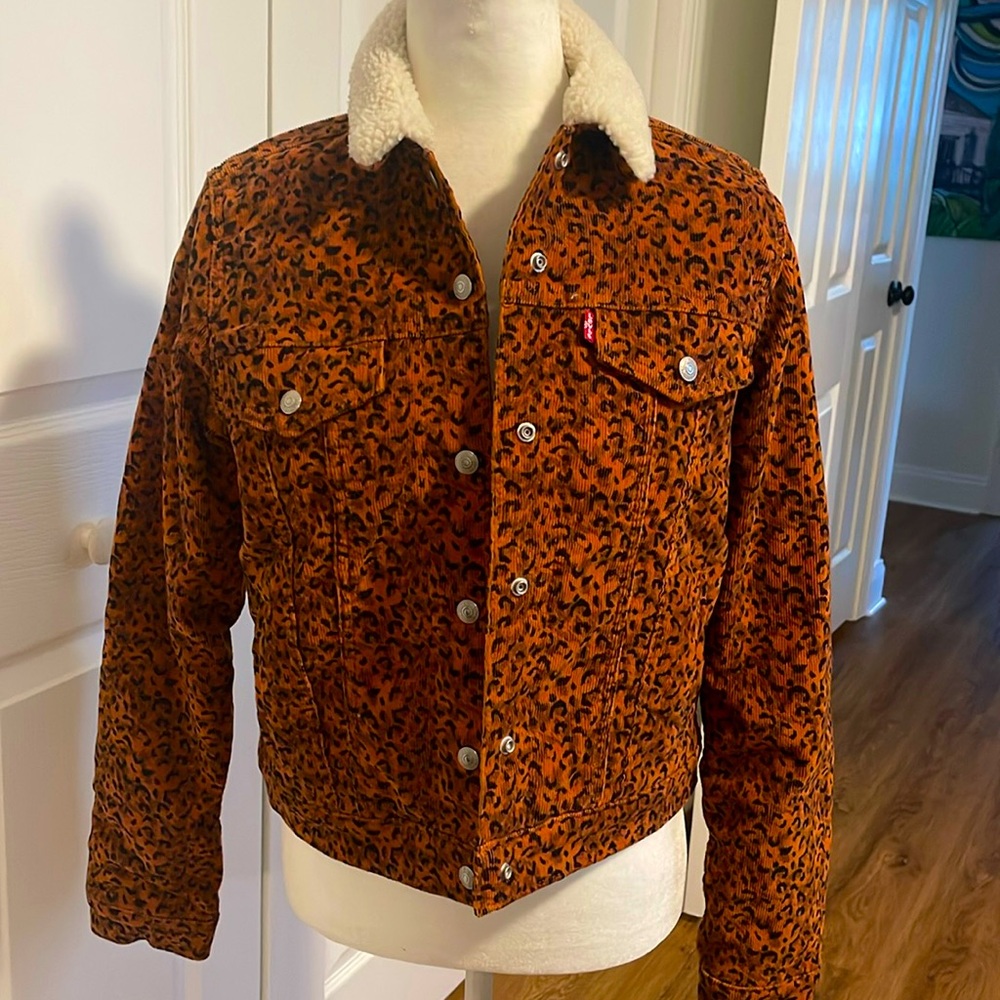 Levi leopard corduroy print trucker jacket, size S,  EUC